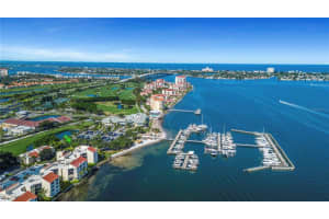 5825 La Puerta Del Sol Blvd S, St. Petersburg, FL 33715, Sold 10/19/21