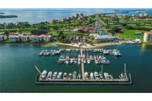 5825 La Puerta Del Sol Blvd S, St. Petersburg, FL 33715, Sold 10/19/21