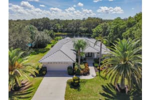 8660 Woodbriar Dr, Sarasota, FL 34238, Sold 11/29/21