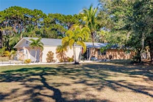 2641 49th St, Sarasota, FL 34234, Sold 04/29/22