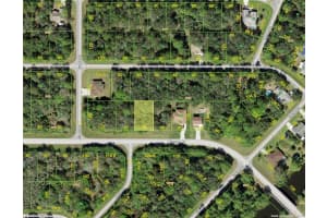 1044 BISCAYNE DR, PORT CHARLOTTE, FL 33953 - MLS#MFRC7456346