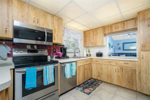 4745 Village Garden Dr, Sarasota, FL 34234, Sold 04/19/22