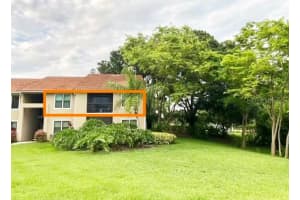 4001 Crockers Lake Blvd, Sarasota, FL 34238, Sold 04/29/22