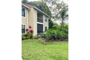 4001 Crockers Lake Blvd, Sarasota, FL 34238, Sold 04/29/22