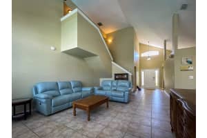 510 Pinewood Dr, Davenport, FL 33896, Sold 06/09/22