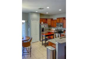 2807 LANTERN HILL AVE, BRANDON, FL 33511 Sold 07/12/22