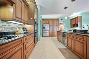 2123 CALUSA LAKES BLVD, NOKOMIS, FL 34275 Sold 09/15/22