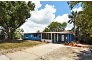1930 OAKLEY AVE, FORT MYERS, FL 33901 Sold 09/09/22