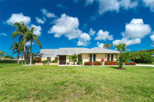 8020 CASA DE MEADOWS DR, ENGLEWOOD, FL 34224 Sold 08/26/22