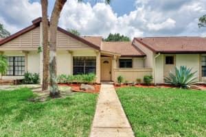 5916 Mashie Cir, North Port, FL 34287, Sold 11/08/22