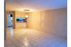 6777 WINKLER RD #132, FORT MYERS, FL 33919 Sold 10/19/22