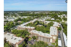 505 30TH AVE W #E411, BRADENTON, FL 34205 Sold 10/27/22