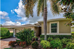9303 COACHMAN DR, VENICE, FL 34293 Sold 10/31/22