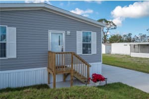 11337 PINEAPPLE RD, PUNTA GORDA, FL 33955 Sold 01/03/23