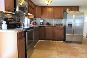 7389 HESTON STREET, PORT CHARLOTTE, FL 33981 Sold 02/28/23