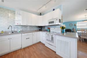 115 TORTOLA WAY, NORTH PORT, FL 34287 Sold 04/03/23
