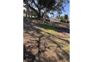 5636 HOLIDAY PARK BOULEVARD, NORTH PORT, FL 34287 Sold 12/09/25