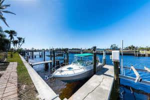 290 LEWIS CIRCLE, PUNTA GORDA, FL 33950 - MLS#MFRC7470056