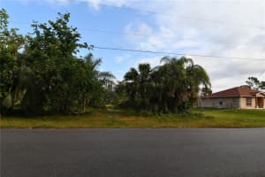 17450 POWELL AVENUE, PORT CHARLOTTE, FL 33948 - MLS#MFRC7470227