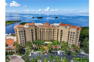 3321 Sunset Key Cir #408