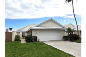 823 Harrington Lake Lane 33, Venice, Florida 34293