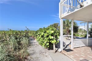 2420 BEACH ROAD, ENGLEWOOD, FL 34223 Sold 05/19/23