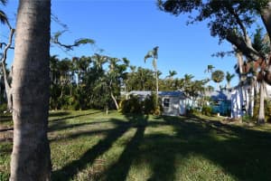 610 TRABUE AVENUE, PUNTA GORDA, FL 33950 - MLS#MFRC7471952