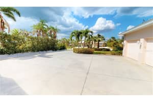 3624 PEACE RIVER DRIVE, PUNTA GORDA, FL 33983 Sold 05/31/23