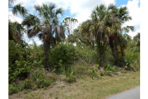 2165 WOOD STREET, PORT CHARLOTTE, FL 33953 Sold 06/04/25