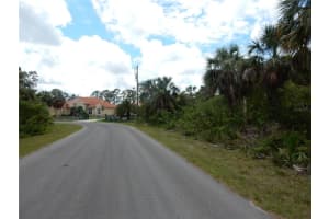 2165 WOOD STREET, PORT CHARLOTTE, FL 33953 Sold 06/04/25