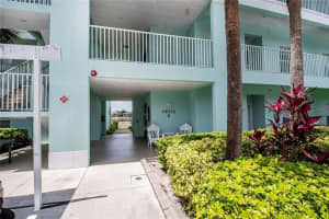 19375 WATER OAK DRIVE, PORT CHARLOTTE, FL 33948 Sold 06/16/23