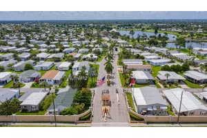 2100 KINGS HIGHWAY, PORT CHARLOTTE, FL 33980 Sold 04/24/25