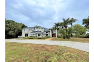 6706 OAKMONT WAY, BRADENTON, FL 34202 Sold 08/29/23