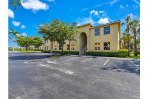 4267 BELLASOL CIRCLE, FORT MYERS, FL 33916 Sold 11/17/23