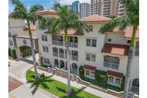 2080 1ST STREET, FORT MYERS, FL 33901 Sold 08/23/23