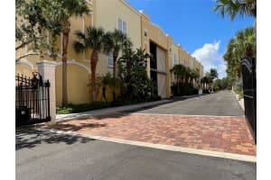 570 BLACKBURN POINT ROAD, OSPREY, FL 34229 Sold 09/29/23