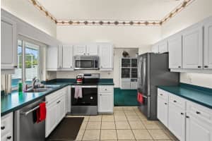 7785 ASHFORD DRIVE, LAKELAND, FL 33810 Sold 09/14/23