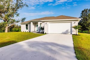 1309 Nackman Rd, NORTH PORT