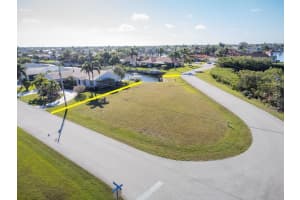 2861 DON QUIXOTE DRIVE, PUNTA GORDA, FL 33950 Sold 11/25/24