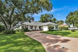 2021 SHORELAND DRIVE, AUBURNDALE, FL 33823 Sold 12/20/23