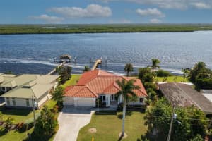 2920 PEACE RIVER DRIVE, PUNTA GORDA, FL 33983 Sold 12/08/23