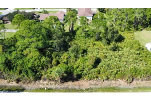 DE HERREDA DR, NORTH PORT, FL 34287 - MLS#MFRC7483018