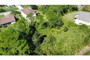 DE HERREDA DR, NORTH PORT, FL 34287 - MLS#MFRC7483018