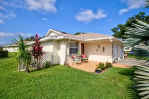 203 GOLFPOINT DRIVE, LAKE PLACID, FL, FL 33852 Sold 12/14/23
