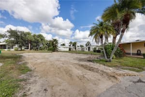2100 KINGS HIGHWAY, PORT CHARLOTTE, FL 33980 - MLS#MFRC7483395