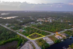 12120 EISENHOWER DRIVE, PORT CHARLOTTE, FL 33953 Sold 07/11/25