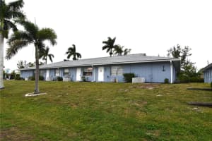 820 KINGS COURT, PUNTA GORDA, FL 33950 Sold 01/13/25
