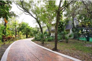 3152 53RD STREET, SARASOTA, FL 34234 Sold 07/29/24