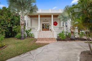 620 MARION AVENUE, PUNTA GORDA, FL 33950 Sold 04/01/25