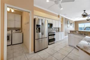 585 POND WILLOW LANE, VENICE, FL 34292 Sold 04/16/24